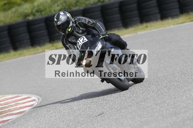 /Archiv-2024/14 25.04.2024 TZ Motorsport Training ADR/Gruppe gruen/22